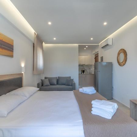 Sunshine Rooms And Suites Vrasná Exterior foto
